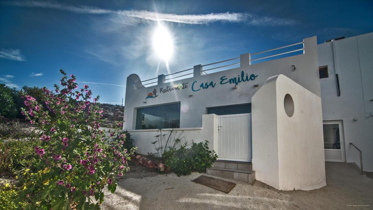 Hostal Casa Emilio Almería Exteriör bild