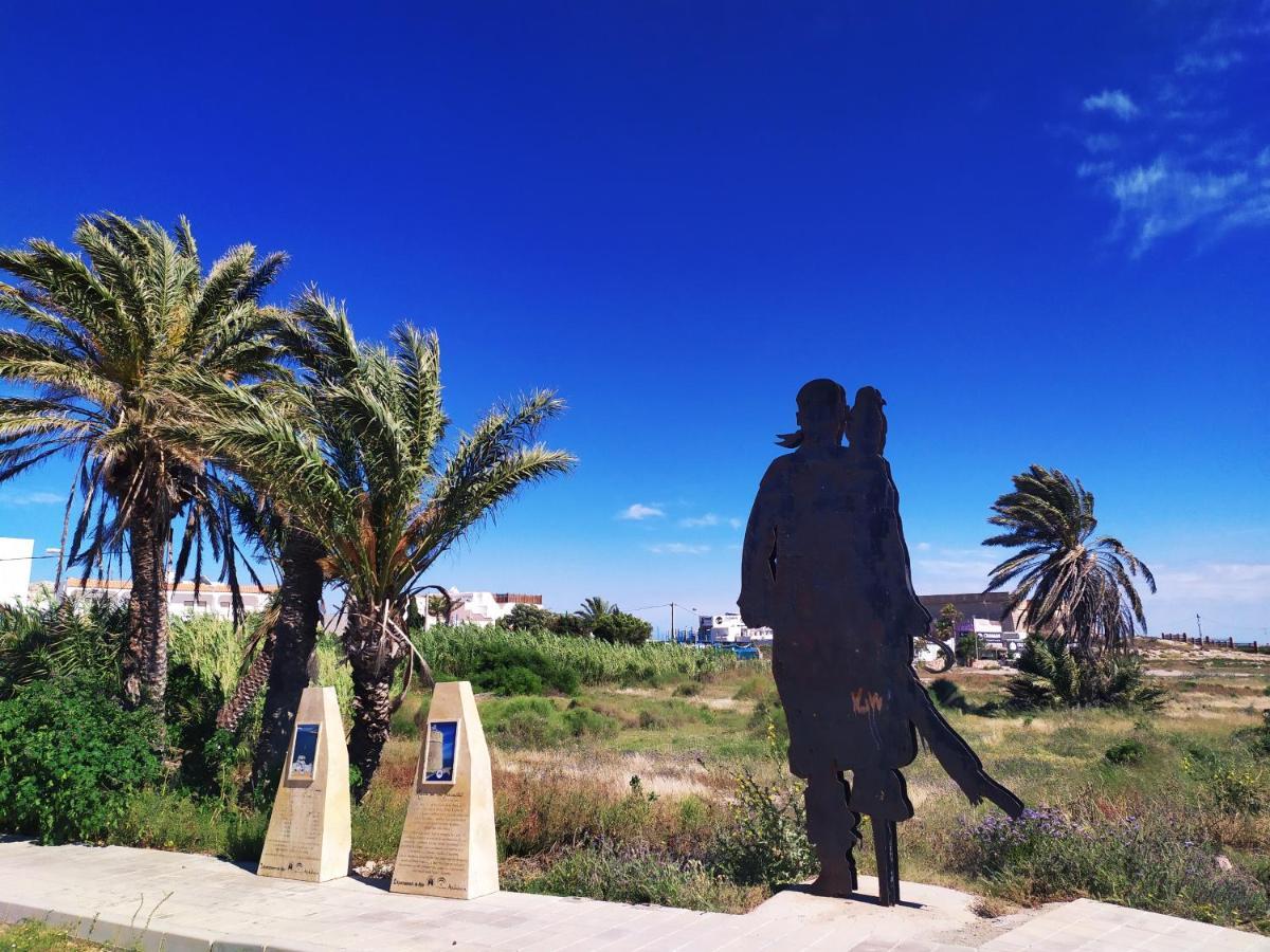 Hostal Casa Emilio Almería Exteriör bild