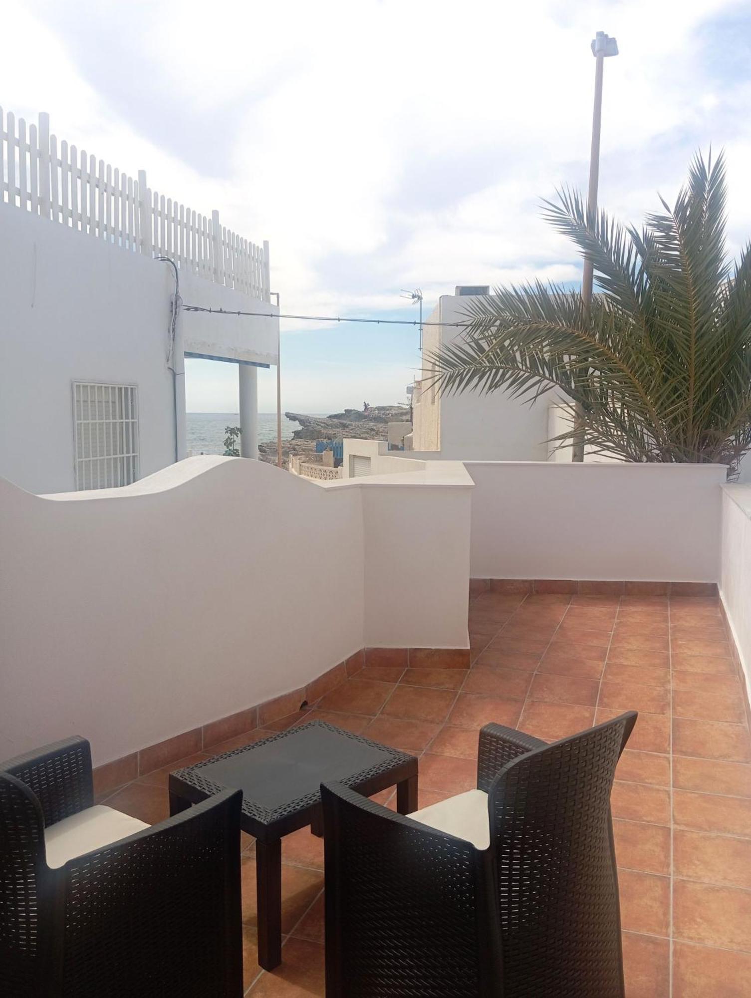 Hostal Casa Emilio Almería Exteriör bild